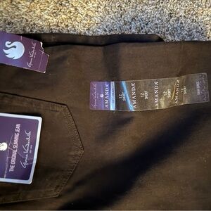 Gloria Vanderbilt Amanda jeans (tan, white, brown, khaki, blue)